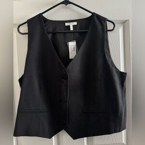 Women’s Trendy Black Vest | Size Large | New With Tags | Layering Piece